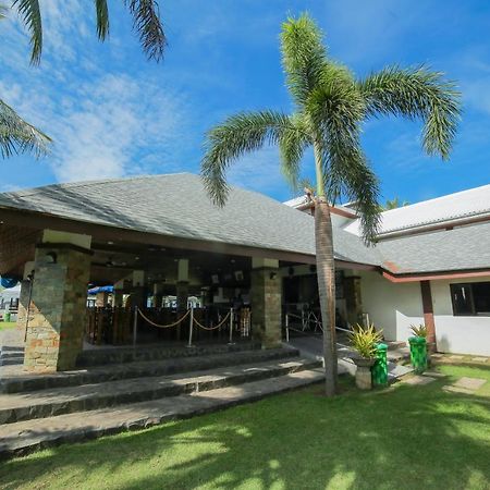 บาตาน ไวต์ คอรัลส์ บีช รีสอร์ต Hotel โมรง ภายนอก รูปภาพ