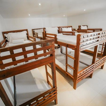 บาตาน ไวต์ คอรัลส์ บีช รีสอร์ต Hotel โมรง ภายนอก รูปภาพ