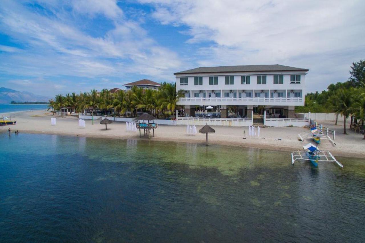 บาตาน ไวต์ คอรัลส์ บีช รีสอร์ต Hotel โมรง ภายนอก รูปภาพ