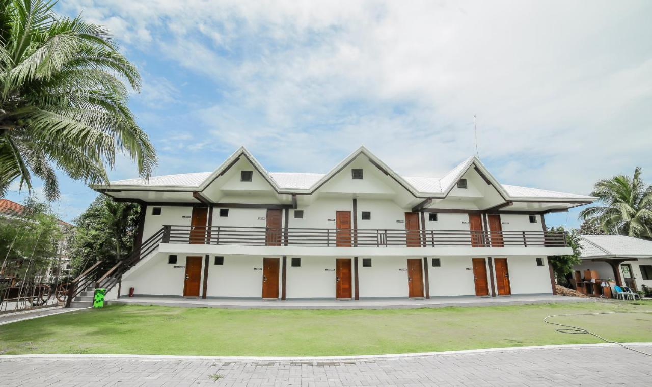 บาตาน ไวต์ คอรัลส์ บีช รีสอร์ต Hotel โมรง ภายนอก รูปภาพ